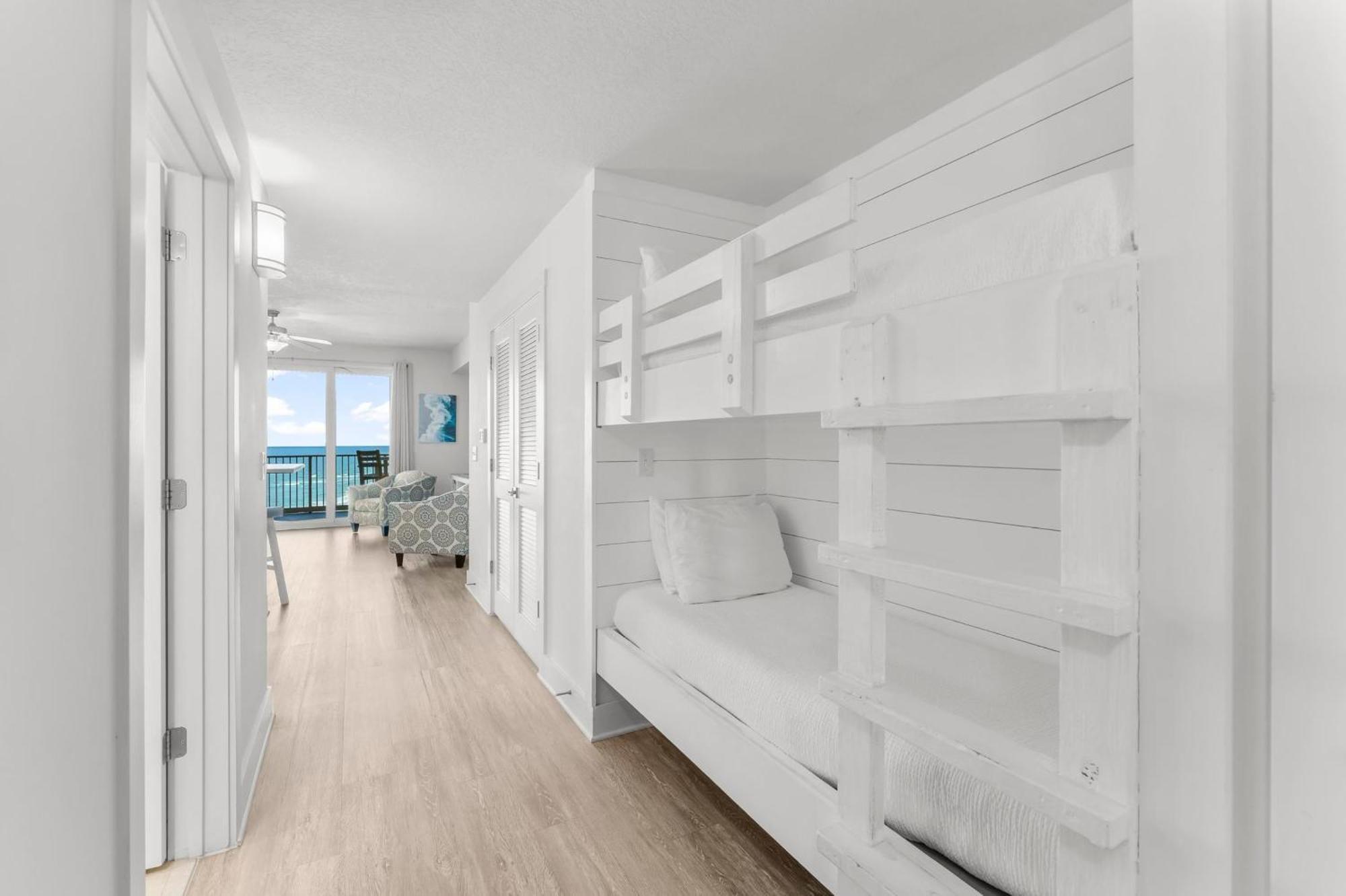 Calypso Tower 3 Beach Resort Panama City Beach Rum bild